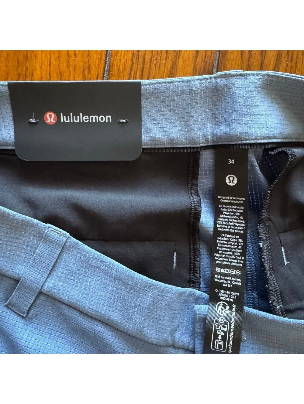 Lululemon Men’s Size 34 ABC Classic Fit Short 7” WovenAir, Washed Denim NWT